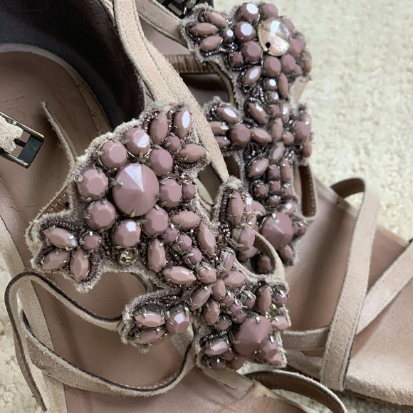 HOSS INTROPIA Elegant Taupe Heels - Picture 4 of 16